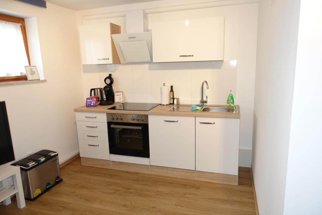 Ruhige, Modern Eingerichtete 2 Zimmer Wohnung Im Untergeschoss Eines Zweifamilienhauses Hildrizhausen Εξωτερικό φωτογραφία