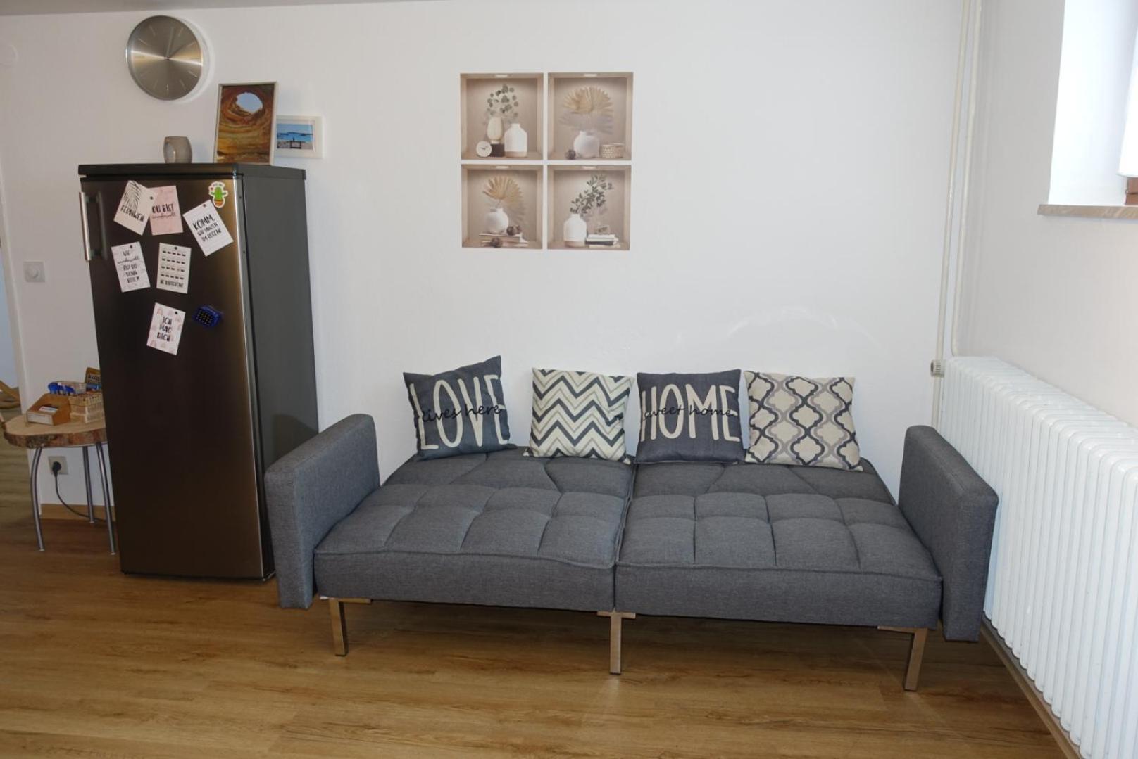 Ruhige, Modern Eingerichtete 2 Zimmer Wohnung Im Untergeschoss Eines Zweifamilienhauses Hildrizhausen Εξωτερικό φωτογραφία